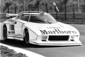 Lancia Stratos HF Turbo (1976) - 6h Mugello 1976 - Zum ersten Mal sah man den Gruppe 5 Stratos Turbo in Mugello am Donnerstagstraining fahren. Aufgrund Feuerausbruch musste das Renndebüt aber verschoben werden