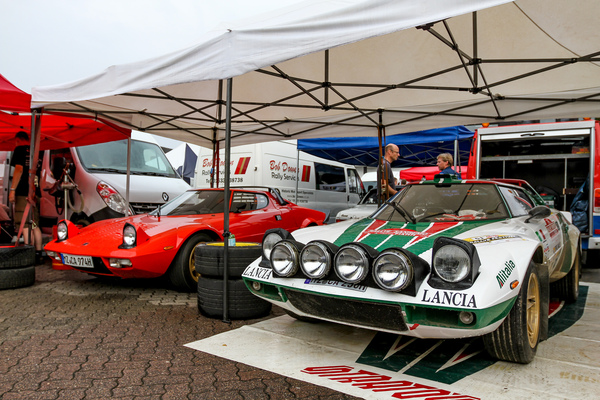 Lancia Stratos - Rennwagen und Strassenversion am Eifel Rallye Festival 2016