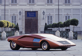 Lancia Stratos Zero (1970) - aus dem Schaffen von Bertone, ein Entwurf von Marcello Gandini