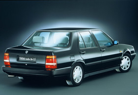 Lancia Thema (1988) - das Modell Turbo 16V LX aus der zweiten Serie