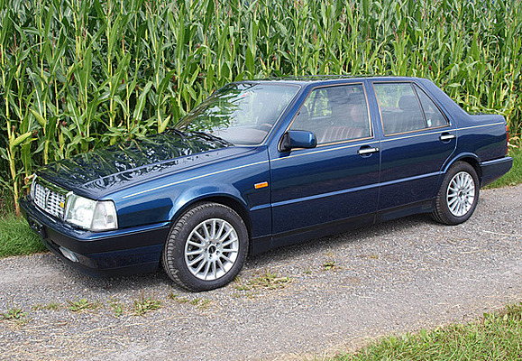 Lancia Thema 8.32 (1988) - angeboten an der No-Limit-Auktion der Oldtimer Galerie Toffen vom 17. September 2011