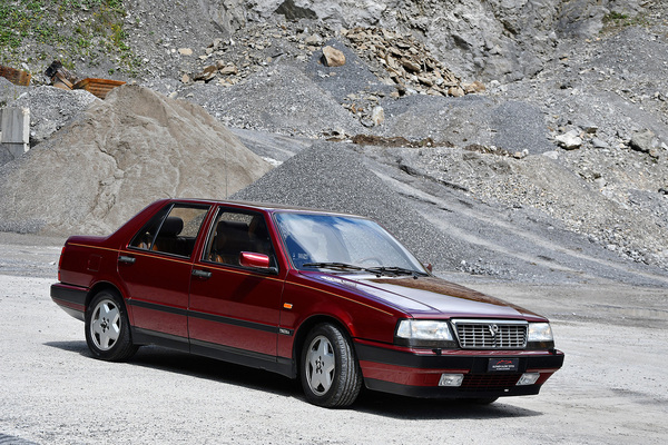 Lancia Thema 8.32 (1989) - als Lot 110 angeboten an der Versteigerung Oldtimer Galerie Toffen in Gstaad vom 29. Dezember 2021