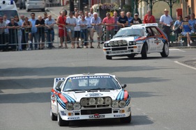 Lancia in der Ortsdurchfahrt von Lugagnano - Eindrücke vom Bergrennen Vernasca Silver Flag 2014 Lancia in der Ortsdurchfahrt von Lugagnano - Eindrücke vom Bergrennen Vernasca Silver Flag 2014