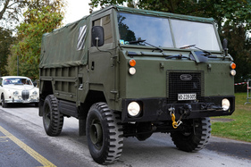 Land Rover 101 (1974 ) - Swiss Classic British Car Meeting Morges 2019
