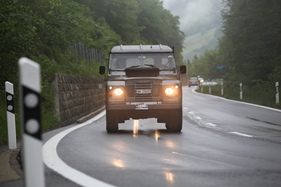 Land-Rover 88 Serie II (1964) - Oldtimer in Obwalden O-iO 2017 - Fahrt von Sarnen nach Brienz (1964)