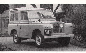 Land-Rover 88 