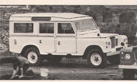 Land-Rover 88 