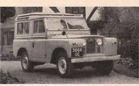 Land-Rover 88 