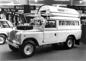 Land Rover Camper (1976) - Geländefahrzeug und Mobilhome - Genfer Autosalon 1976
