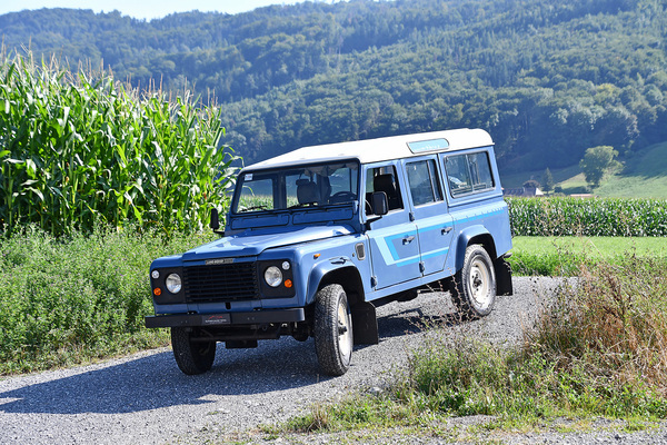 Land Rover Defender 110 Turbo Diesel (1989) - Lot 43 an der Oktober-Versteigerung der Oldtimer Galerie am 12. Oktober 2024
