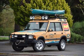 Land Rover Discovery 300 TDi Camel Trophy Mongolie (1997) - als Lot 034 angeboten an der Artcurial Le Mans Classic Versteigerung am 30. Juni 2023