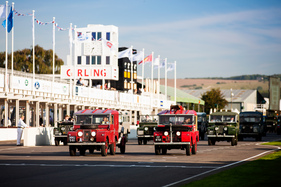Land Rover Parade - Impressionen vom Goodwood Revival 2015