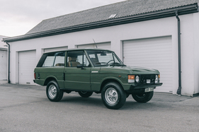 Land Rover Range Rover (1975) - als Lot 116 angeboten an der RM/Sotheby's Versteigerung von Paris am 1. Februar 2023