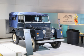 Land Rover Serie 1 (1952) - komplett restauriert, auf dem Stand von Emil Frey Classics - Auto Zürich 2021 (1952)