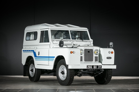 Land Rover Série II A 88' Hardtop (1968) - als Lot 132 angeboten an der Artcurial André Trigano Collection 2020 Versteigerung am 13. September 2020 (1968)