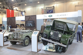 Bild Land Rover Series 1 (1952) - komplett restauriert im Rahmen des Reborn-Programms (Techno Classica 2018)