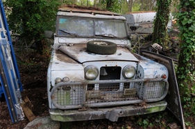 Land Rover Series II - Collection Gérard Gombert - versteigert als Lot 323 durch Orsenat am 10. November 2016 (1959)