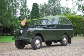 Land Rover Series IIA 109'' 4X4 Ceremonial Vehicle (1968) - als Lot 203 an der Goodwood Revival Versteigerung von Bonhams am 9. September 2017 (1968)