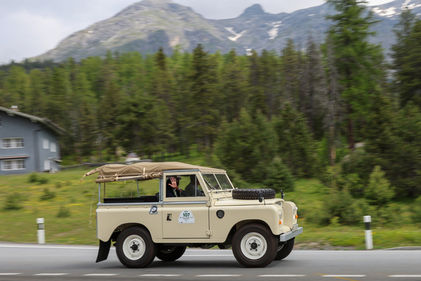 Land Rover Series III 88 (1973) - 30. BCCM St. Moritz “Safari Edition” 2024