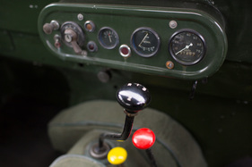 Land Rover Station Wagon Tickford (1950) - minimalistische Armaturen Land Rover Station Wagon Tickford (1950) - minimalistische Armaturen