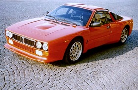 Lanica 037 Rallye (1984) - an der Artcurial Rétromobile Versteigerung 2012 für Euro 165,000 zugeschlagen (Lot 365)