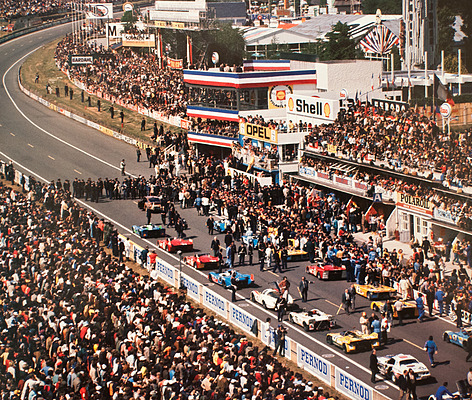 Image: Le Mans 1972 - The starting grid