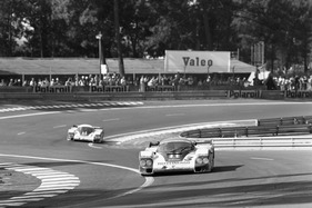Le Mans 1982 - Platz 3 Rothmans Porsche 956 #3 mit Hurley Haywood, Jürgen Barth und Al Holbert