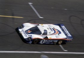 Le Mans 1982 - Siegerfahrzeug Rothmans Porsche 956 von Jacky Ickx und Derek Bell