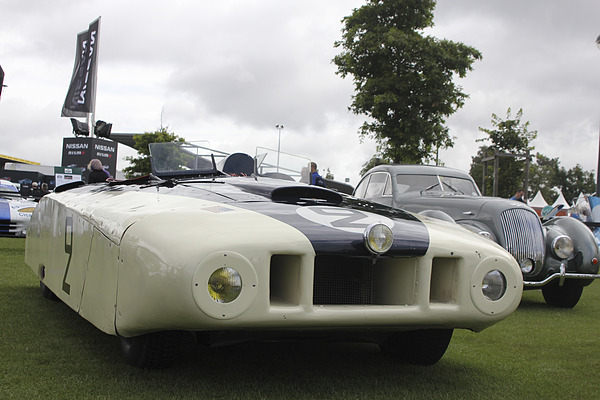 Le Mans Classic 2012 - Cunningham Cadillac Spider "Le Monstre" aus 1950 gewann den Prix d'Excellence
