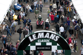 Le Mans Classic 2012 - Gut besuchtes Fahrerlager Le Mans Classic 2012 - Gut besuchtes Fahrerlager