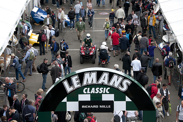 Le Mans Classic 2012 - Gut besuchtes Fahrerlager