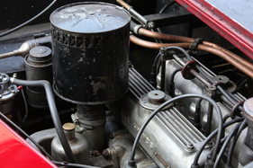 Lea-Francis 14 HP Estate Car (1951) - unter den Abdeckungen verbergen sich nicht die Nockenwellen, sondern nur die Ventilmechanik