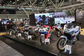 Legendäre Motorräder bei Honda Classic - 42. Auto e Moto d'Epoca 2025