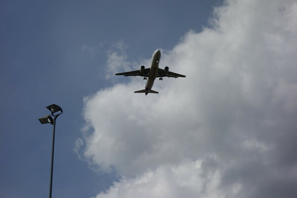 Leider ist der Flugverkehr allgegenwärtig – Classic Days Düsseldorf 2022