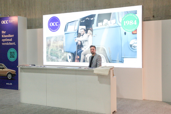 Leider ohne Auto vor Ort - der Fiat 500 wurde knapp vor der Ausstellung verkauft - OCC Versicherung - Swiss Classic World Luzern 2021