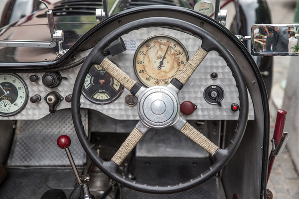 Lenkrad des Alvis - Saalbach Classic 2015