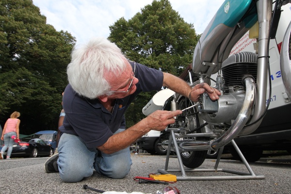 Bild Letzte Einstellungen in der Motorradgasse am Hamburg Stadtpark Revival 2014