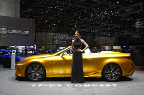 Lexus LF C2 Concept - offen noch schöner - auf dem Genfer Automobilsalon 2015