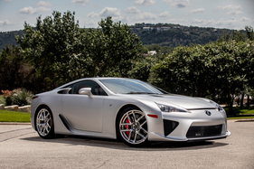 Lexus LFA (2012) - als Lot 268 an der RM/Sotheby's Monterey Versteigerung vom 12. bis 14. August 2021