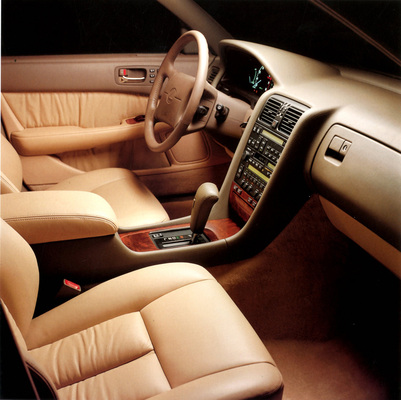 Lexus LS 400 (1990) - Innenraum