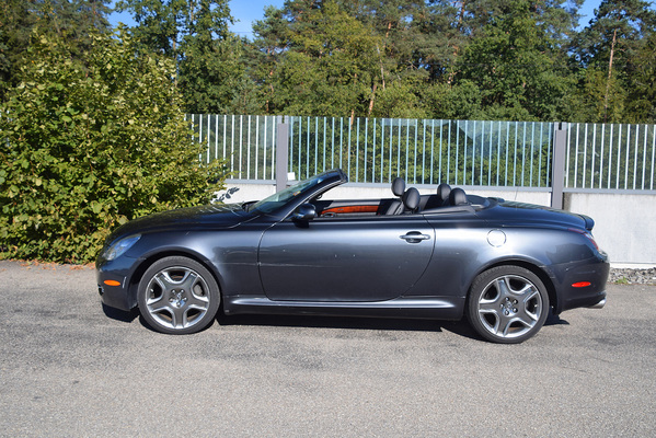 Lexus SC 430 (2008) - als Lot 24 an der Versteigerung der Oldtimer Galerie Toffen am 20. Oktoberl 2018