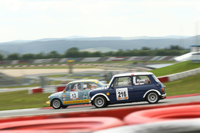 Leyland Mini (1975) bei der Historic Trophy Nürburgring 2016 - Kampf der Zwerge