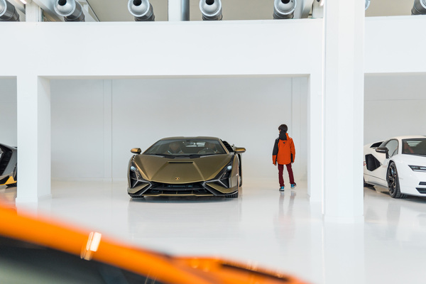 Image: Limited Sián generates great interest - Museo Automobili Lamborghini