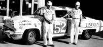 Lincoln Capri mit V8-Power an der Carrera Panemericana Mexico 1953 - in der Kategorie der über 115PS starken Tourenwagen hatten die Lincoln Capri keine ebenbürtigen Rivalen