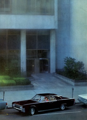 Lincoln Continental (1961) - Limousine mit gradlinigem Design (1961)