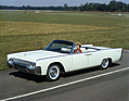 Lincoln Continental (1961) - das einzige damals in den USA gebaute viertürige Cabriolet