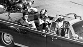 Lincoln Continental (1961) - kurz vor dem Attentat auf den Präsidenten John F. Kennedy