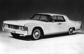 Lincoln Continental (1965) - die viertürige Limousine des Baujahres 1965