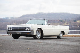 Lincoln Continental Convertible (1963) - als Lot 119 an der Versteigerung von Bonhams in Amelia Island am 12. März 2015