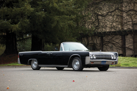 Lincoln Continental Convertible (1963) - als Lot 146 an der RM/Sotheby's Arizona Versteigerung 2017 angeboten (1963)